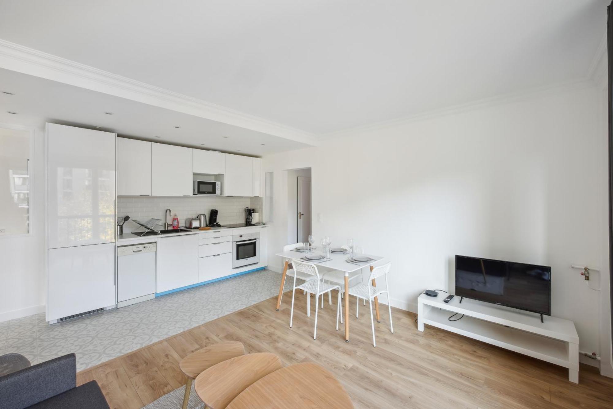 Chic Apart With Parking Apartment Chaville Bagian luar foto