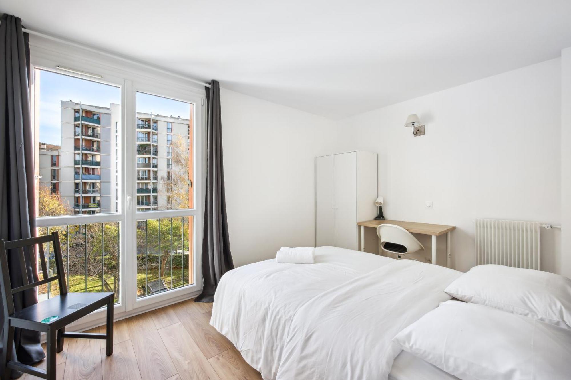 Chic Apart With Parking Apartment Chaville Bagian luar foto